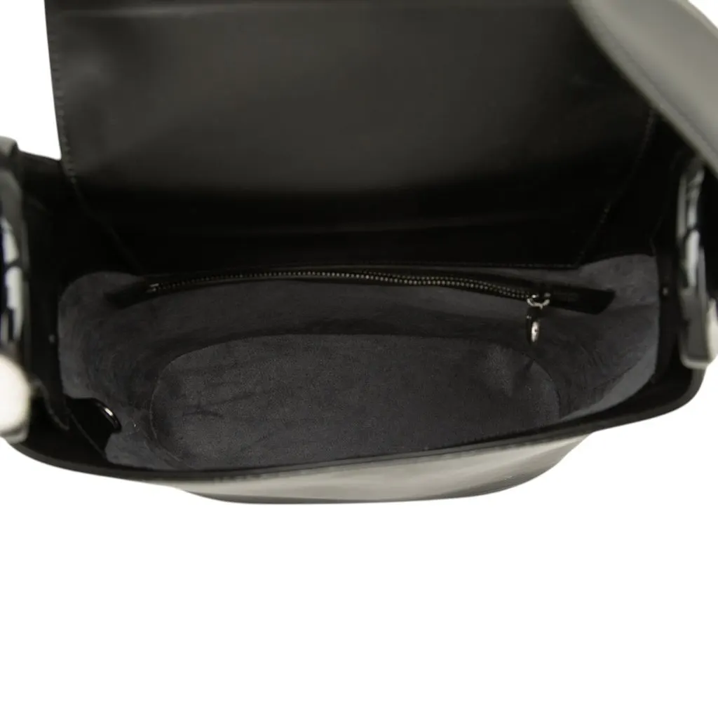 Louis Vuitton Epi Sac Verseau Black Leather Good - Model View