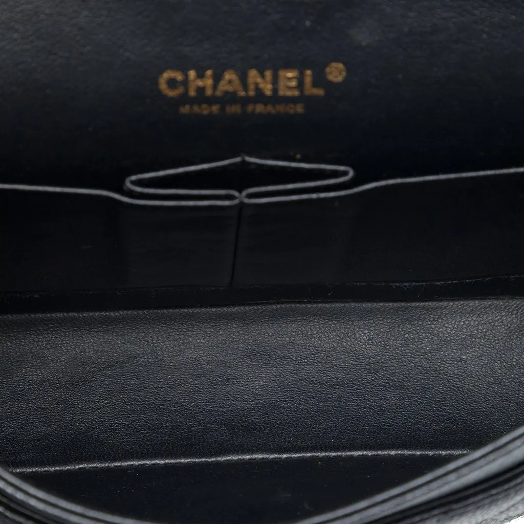 Chanel Medium Classic Caviar Double Flap Black Leather Very good - Model View