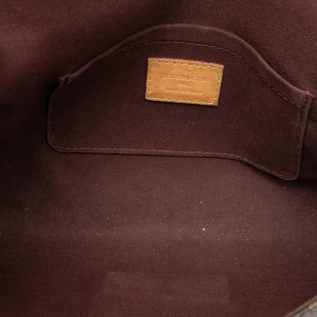 Louis Vuitton Monogram Favorite MM Brown Very good - Model View