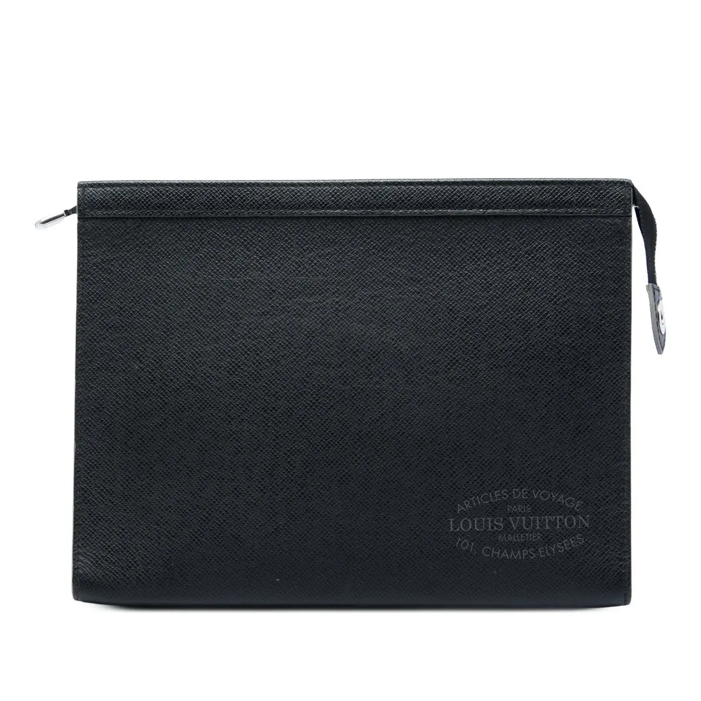 Louis Vuitton Taiga Articles de Voyage Pochette Voyage MM Black Leather Very good - Front View