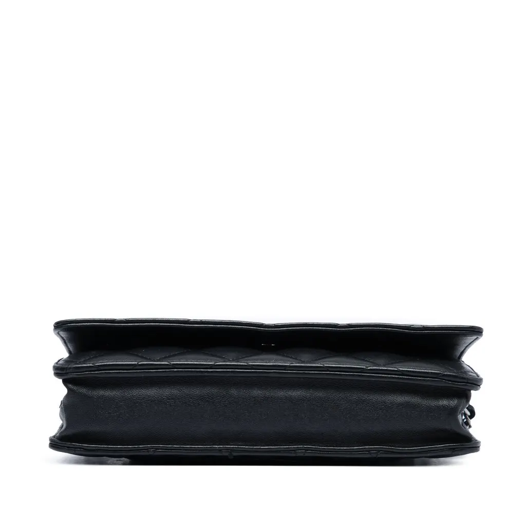 Chanel CC Quilted Lambskin Wallet On Chain Black Leather Very good - Inside View