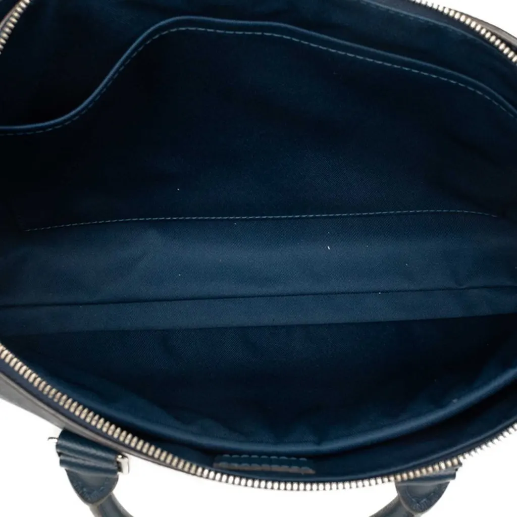 Louis Vuitton Taiga Anton Soft Briefcase Blue Leather Very good - Model View