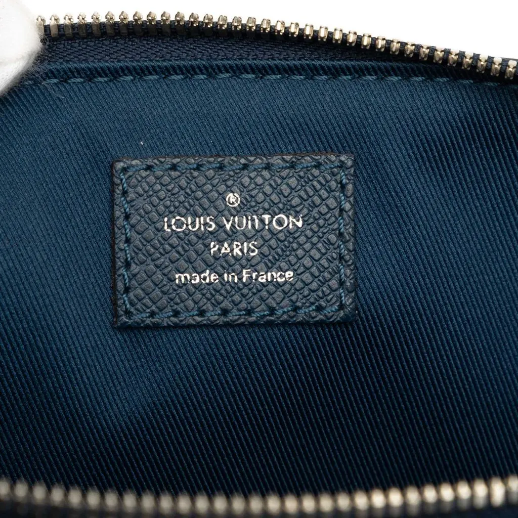 Louis Vuitton Taiga Anton Soft Briefcase Blue Leather Very good - Box View