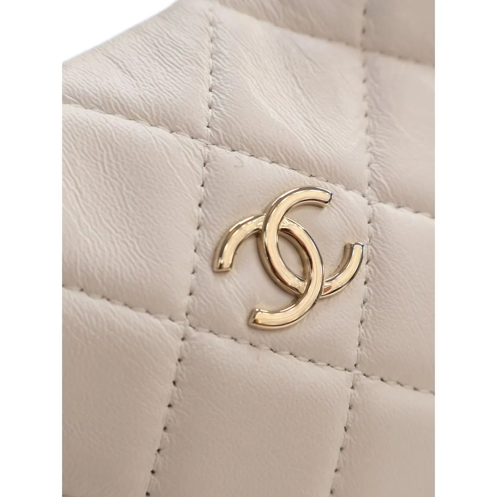 Chanel CC Quilted Lambskin Chain Around Pouch Hobo White Leather Very good - Box View