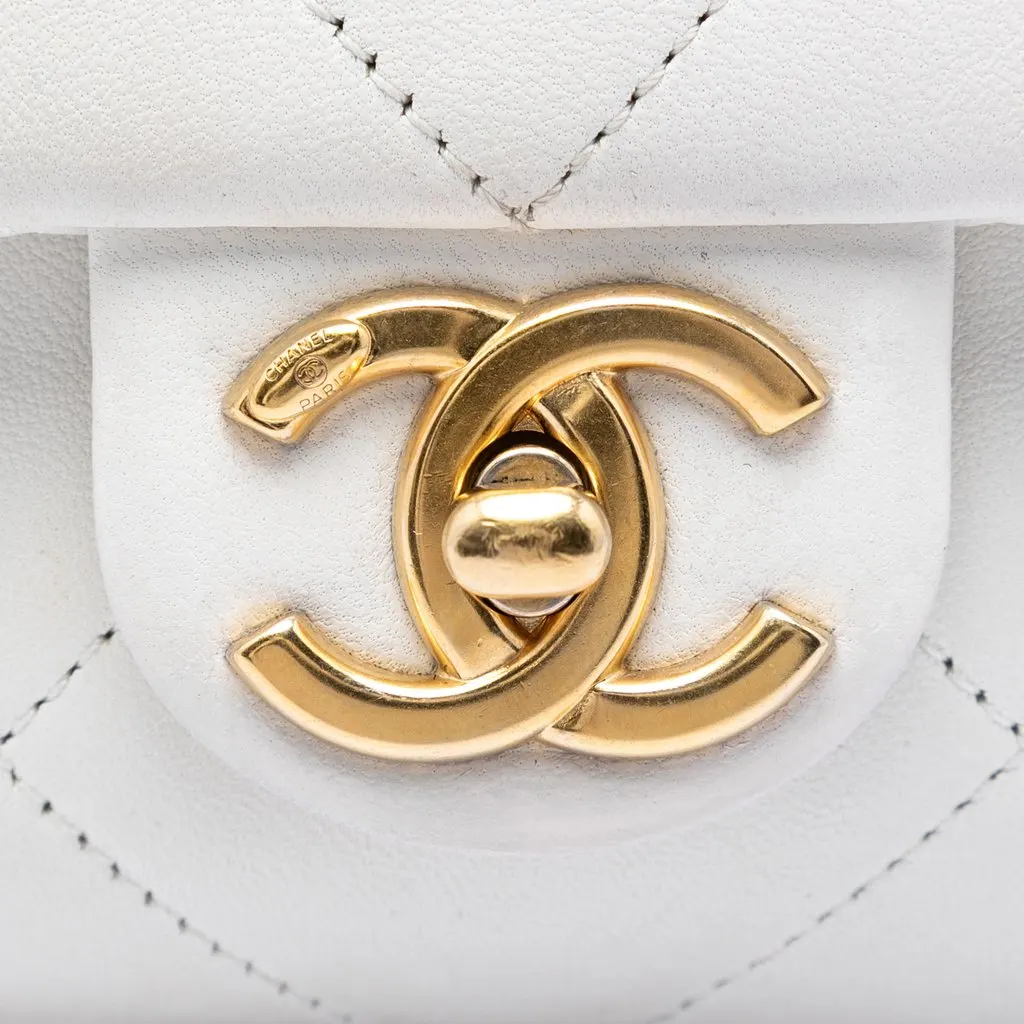 Chanel Medium Quilted Lambskin A Real Catch Flap White Leather Very good - Box View