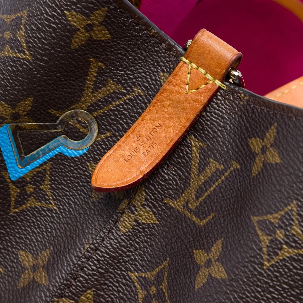 Louis Vuitton Monogram Love Lock Neonoe MM Brown Very good - Box View