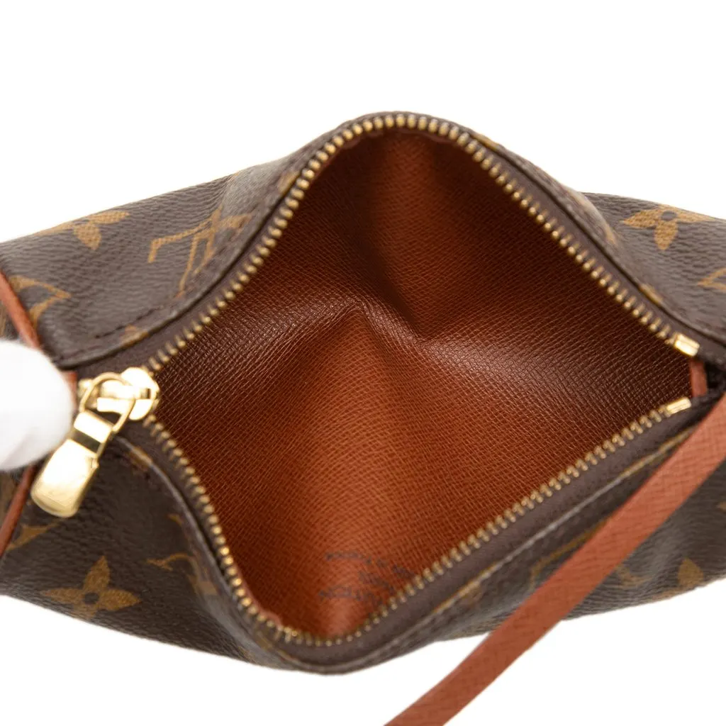 Louis Vuitton Monogram Papillon Pochette Brown Canvas Good - Model View