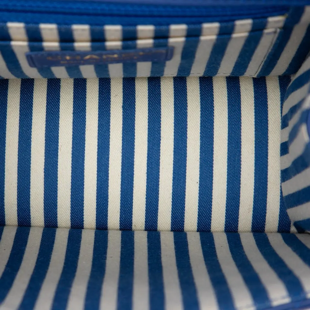 Chanel Small CC Chevron Calfskin Envelope Flap Blue Leather Very good - Model View