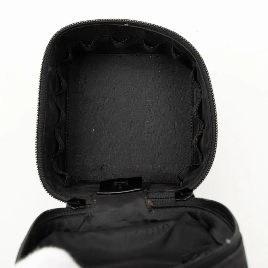 Gucci Mini GG Canvas Vanity Bag Black Very good - Model View