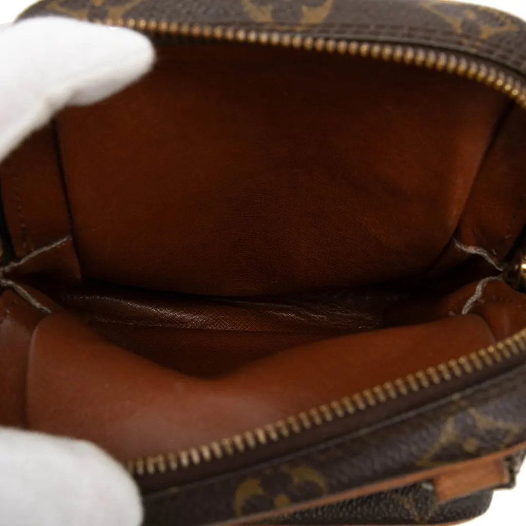 Louis Vuitton Monogram Mini Amazone Brown Very good - Model View