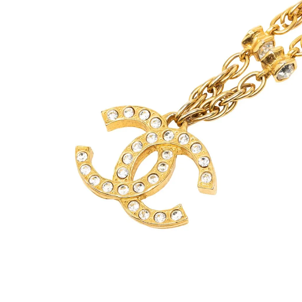Chanel CC Gold Plated Strass Pendant Necklace Gold Metal Very good - Model View