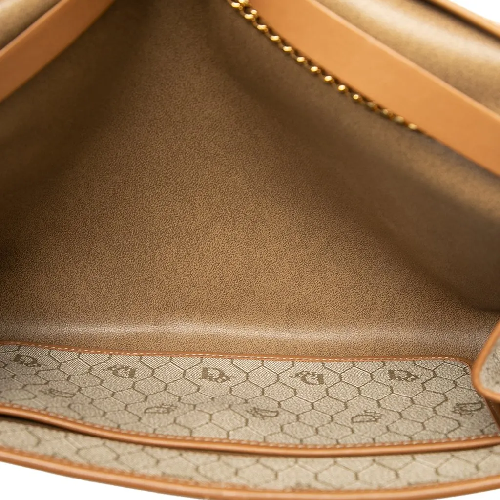 Dior Honeycomb Coated Canvas Chain Shoulder Bag Beige Canvas Very good - Model View