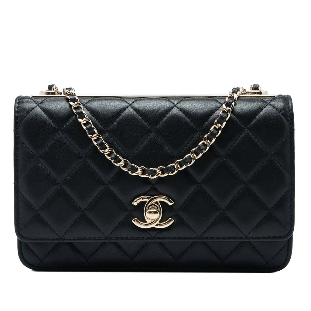 Chanel Quilted Lambskin Trendy CC Wallet On Chain Black Leather Very good - Front View