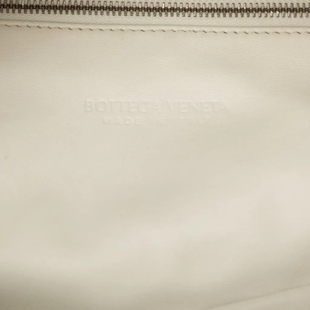 Bottega Veneta Calfskin The Body Pouch Belt Bag White Leather Very good - Box View