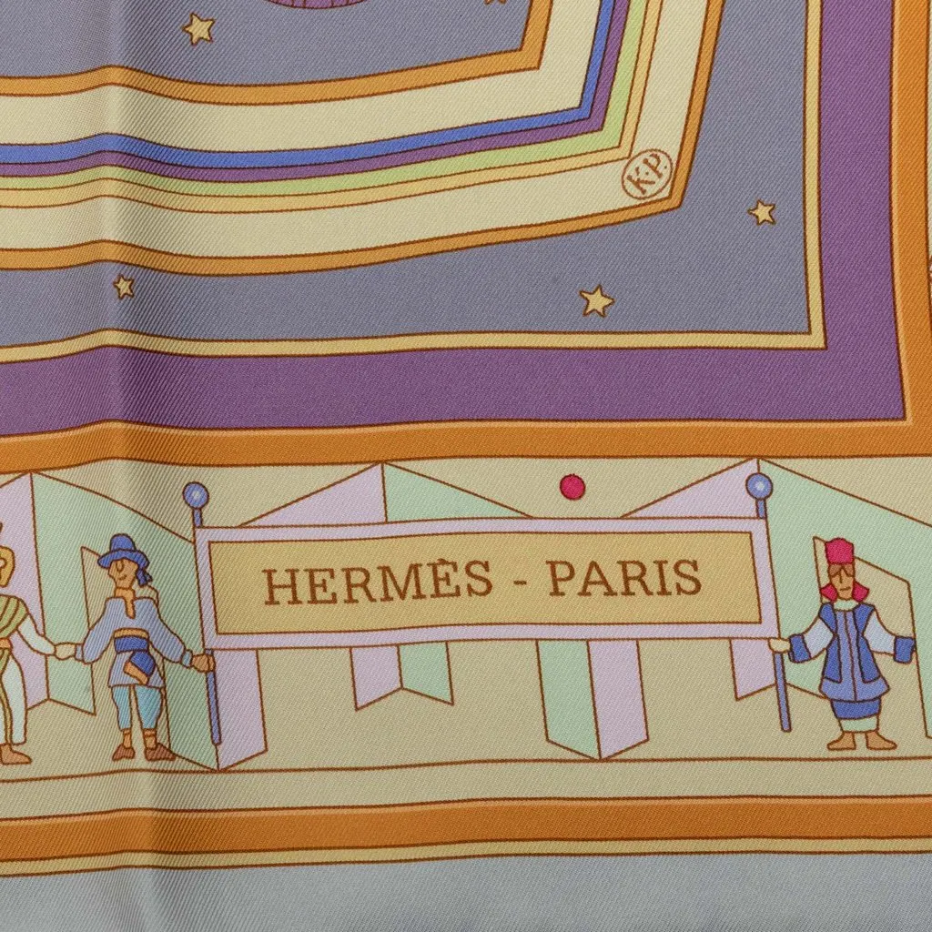 Hermès Donner La Main Silk Scarf 90 Blue Silk Never worn - Inside View