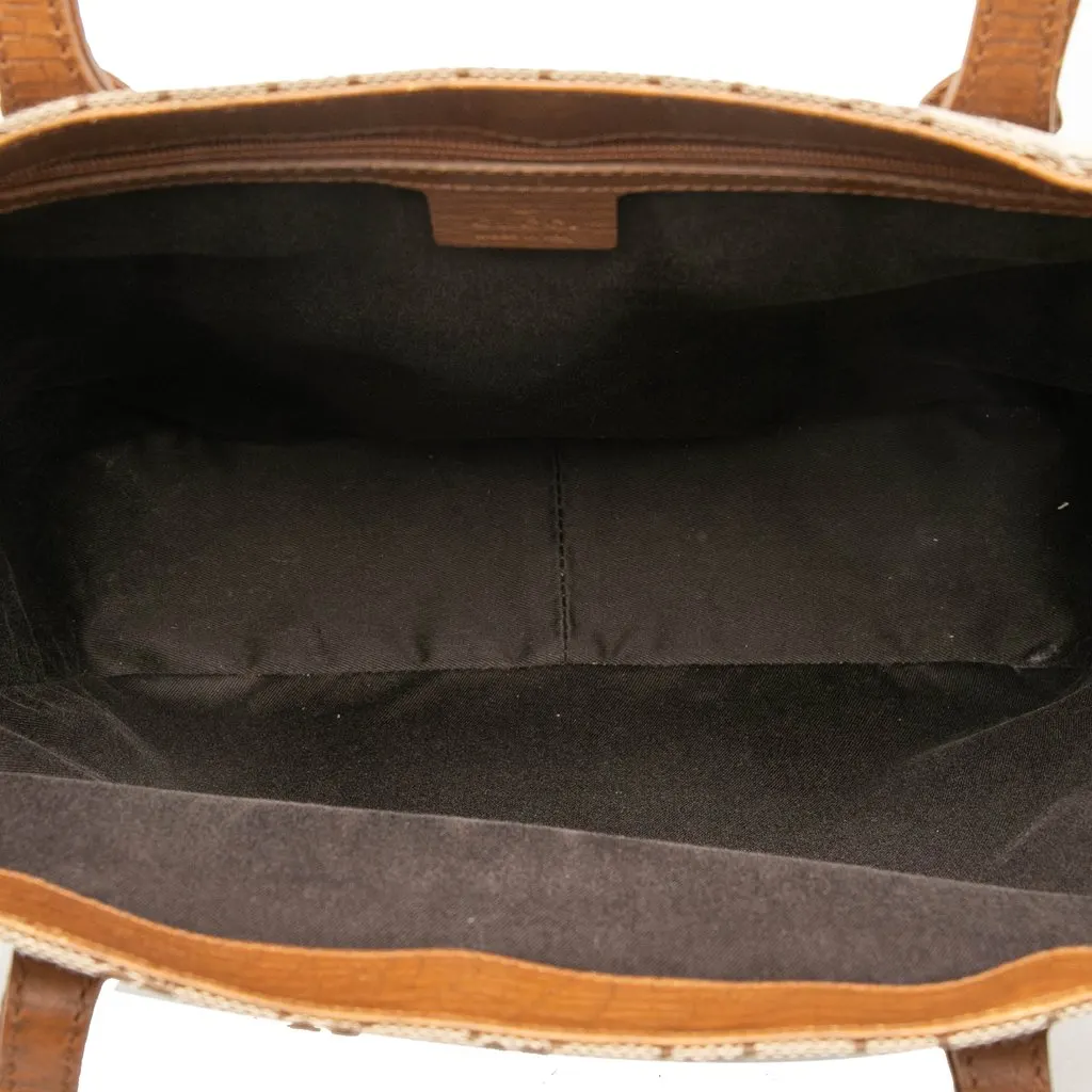 Gucci GG Canvas Bamboo Tote Beige Canvas Very good - Model View