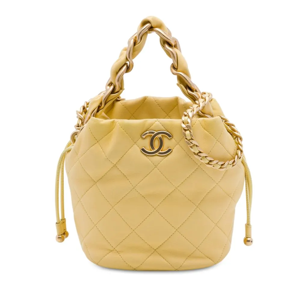Chanel CC Quilted Lambskin Drawstring Bucket Bag Yellow Leather Very good - Front View