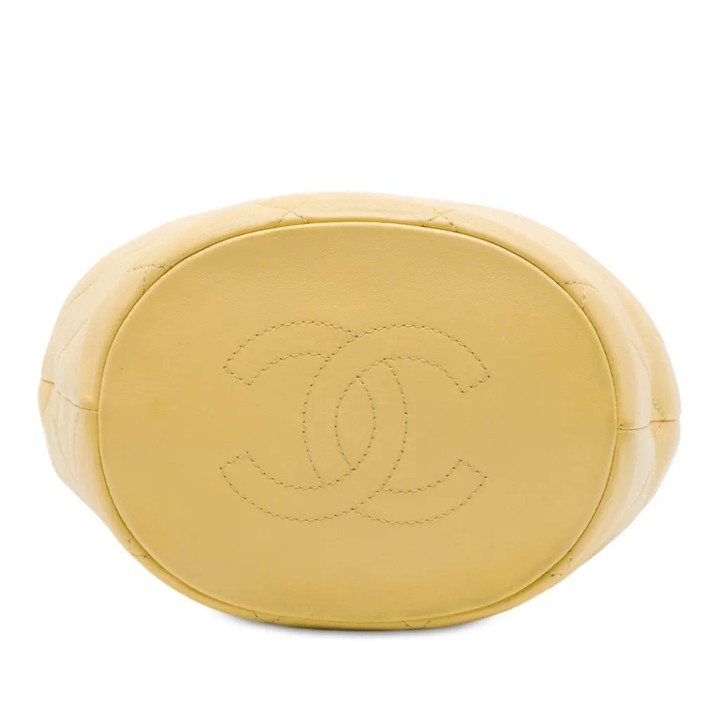 Chanel CC Quilted Lambskin Drawstring Bucket Bag Yellow Leather Very good - Inside View