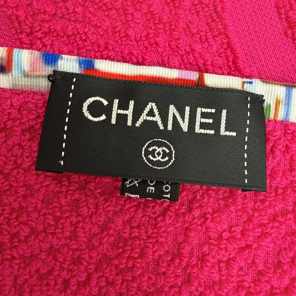 Chanel CC Terry Cloth Reversible Beach Tote Pink Never worn - Box View