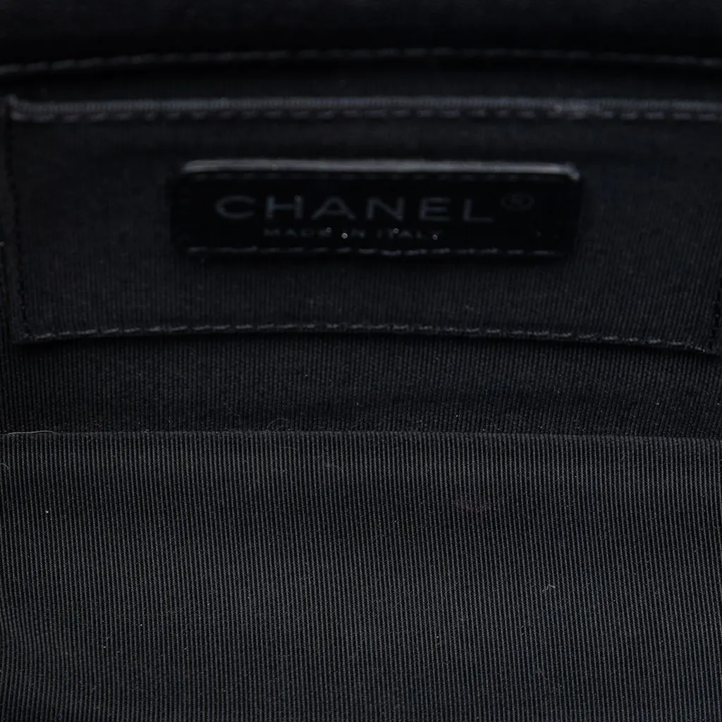 Chanel Patent and Acrylic Crystal Embellished Boy Brick Horizontal Flap Black Leather Very good - Model View