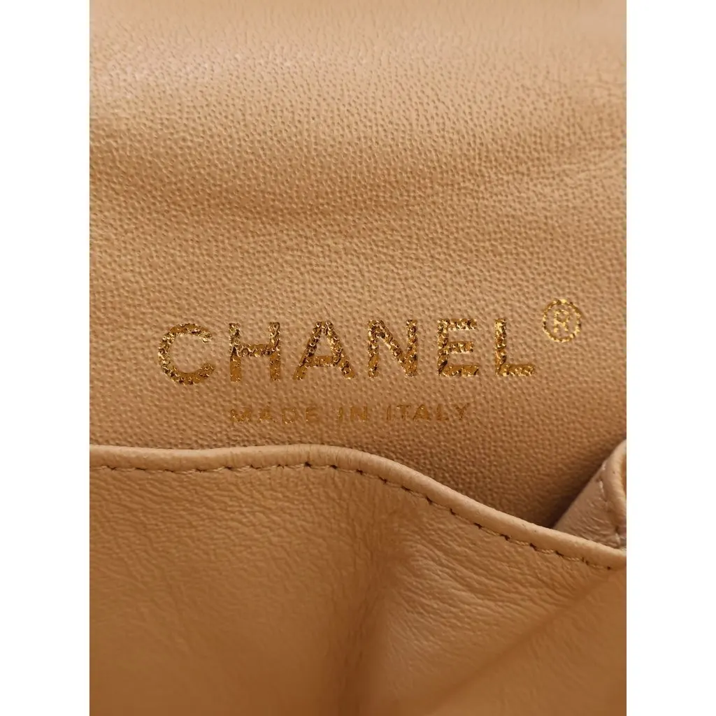 Chanel CC Quilted Lambskin Top Handle Vanity Case with Chain Beige Leather Very good - Box View