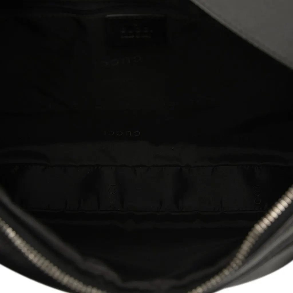 Gucci Calfskin Attache Shoulder Bag Black Leather Very good - Model View