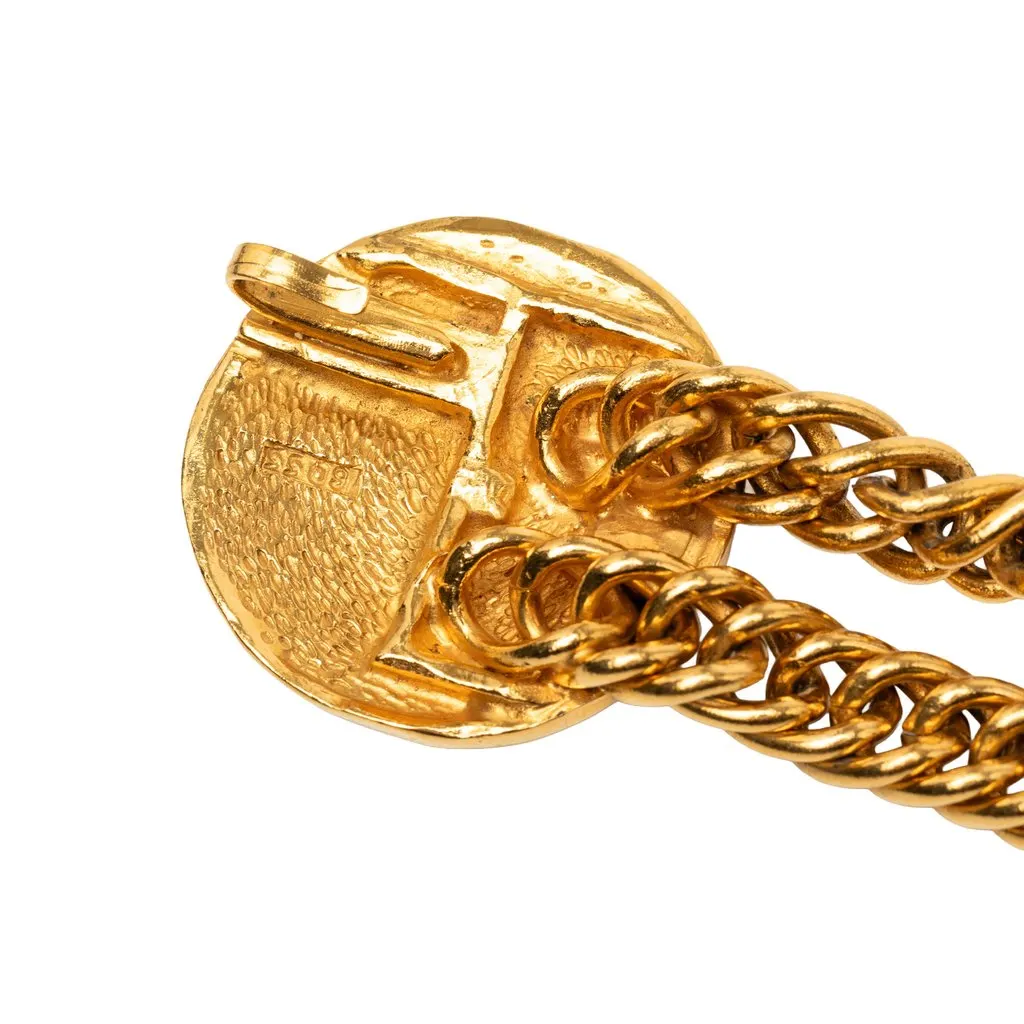 Chanel Gold Plated 31 Rue Cambon Paris Medallion Chain Belt Gold Metal Very good - Model View