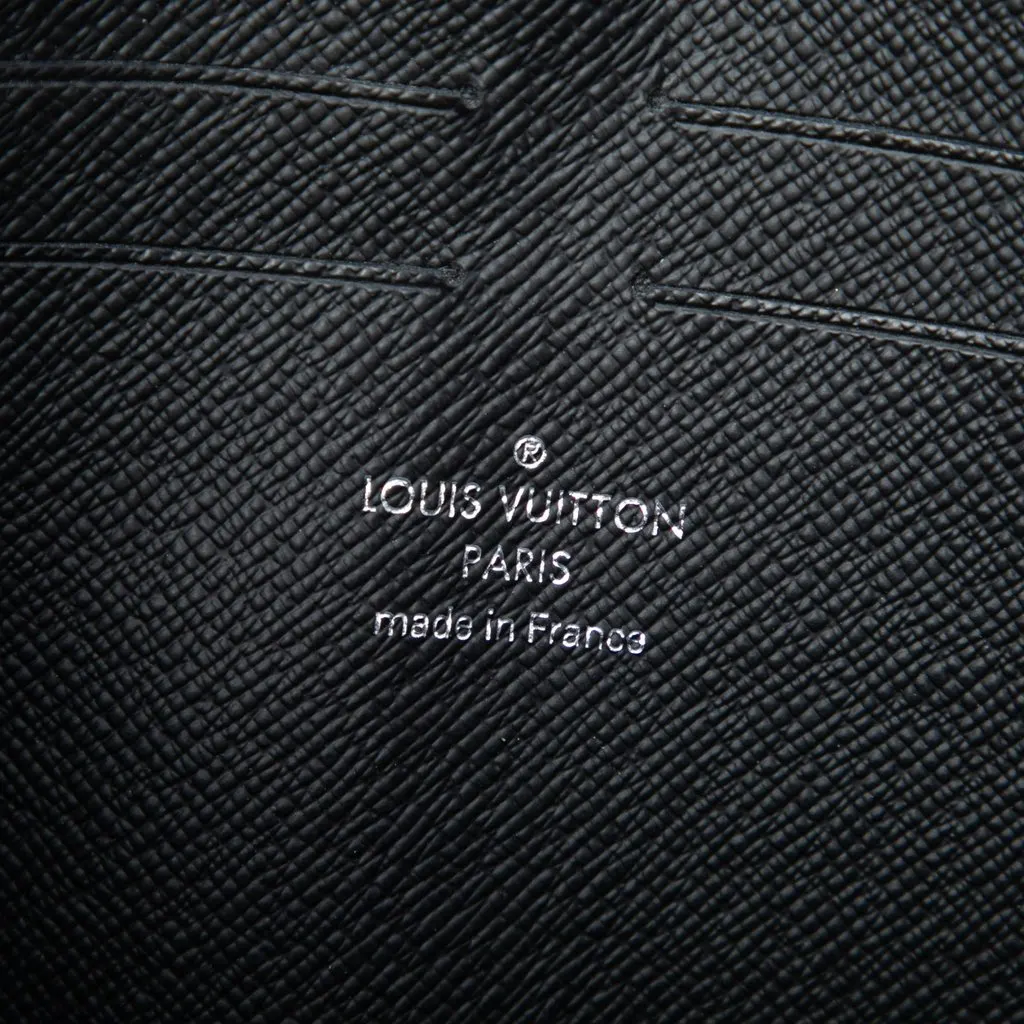 Louis Vuitton Damier Graphite Pochette Jour PM Black Good - Box View
