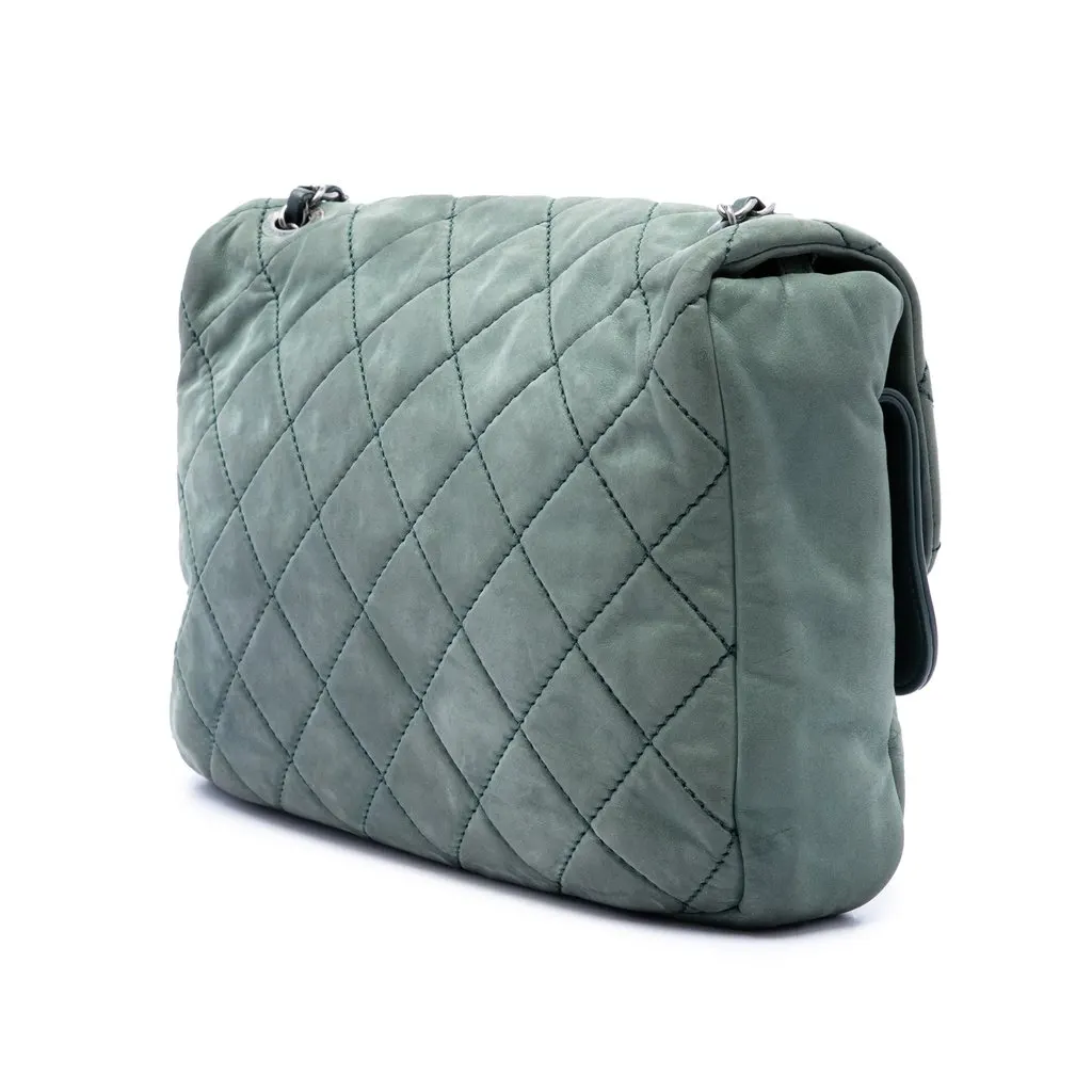 Chanel Jumbo Quilted Iridescent Calfskin In the Mix Double Flap Green Leather Very good - Back View