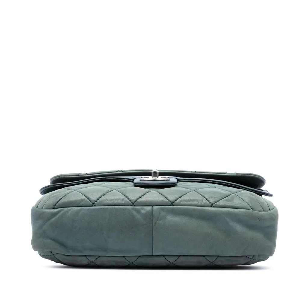 Chanel Jumbo Quilted Iridescent Calfskin In the Mix Double Flap Green Leather Very good - Inside View