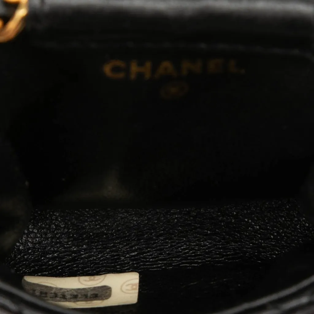 Chanel Micro Quilted Lambskin Single Flap Black Leather Very good - Model View