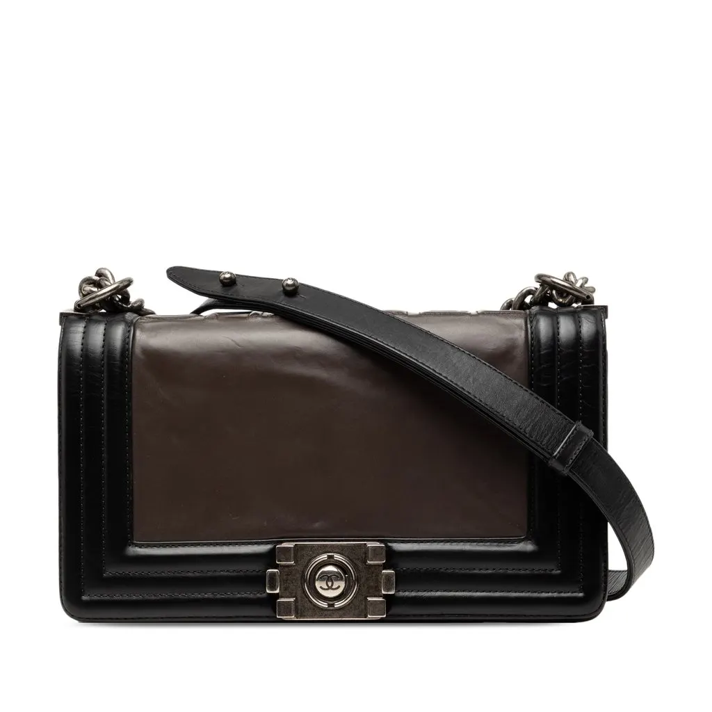 Chanel Old Medium Bicolor Glazed Calfskin Boy Flap Brown Leather Very good - Front View