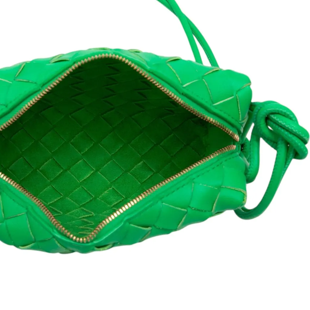 Bottega Veneta Mini Lambskin Intrecciato Loop Camera Bag Green Leather Very good - Model View
