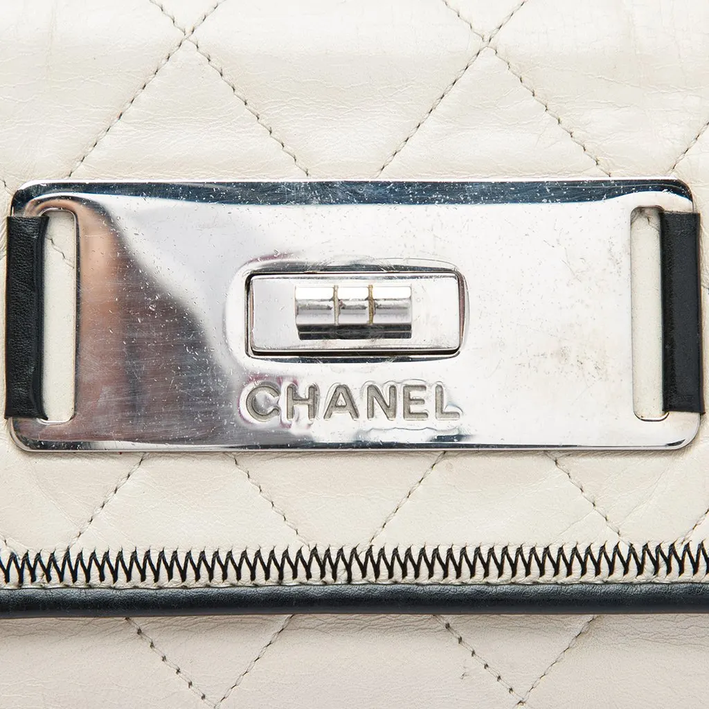 Chanel Quilted Aged Lambskin Reissue 2.55 East West Flap White Leather Very good - Box View