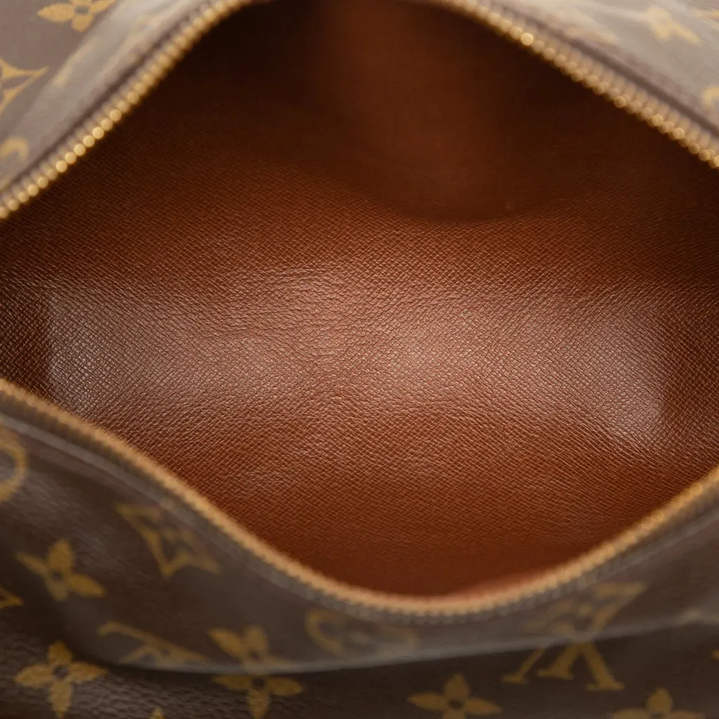 Louis Vuitton Monogram Papillon 26 Brown Canvas Very good - Model View