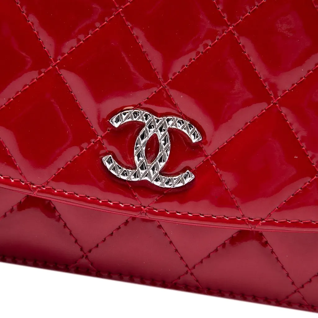 Chanel CC Quilted Patent Brilliant Wallet On Chain Red Leather Very good - Box View