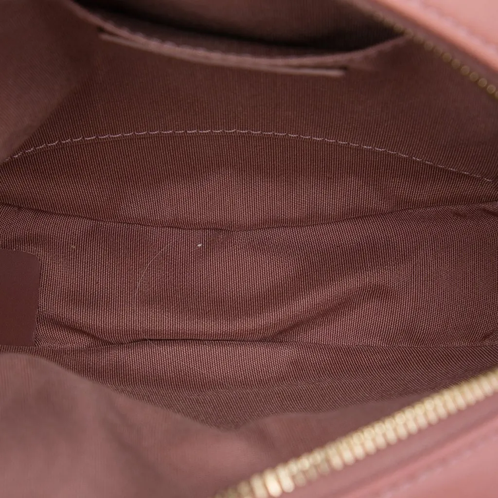 Chanel Chevron Lambskin Round As Earth Crossbody Pink Leather Very good - Model View