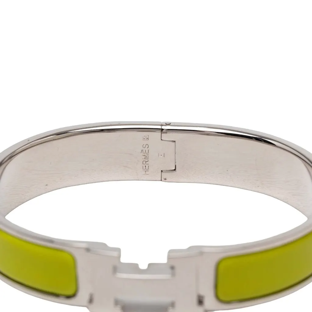 Hermès Narrow Enamel Clic H Bracelet GM Yellow Very good - Model View