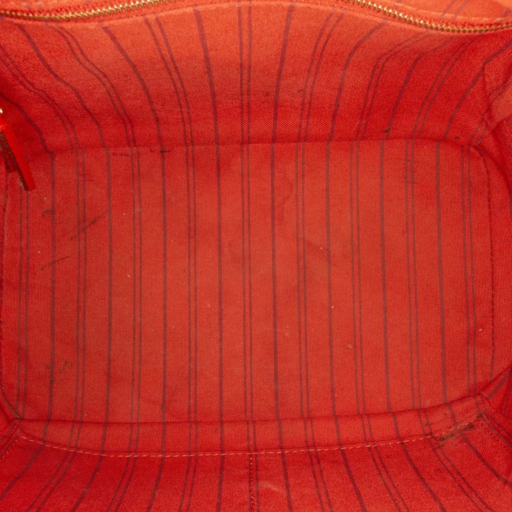 Louis Vuitton Monogram Empreinte Speedy Bandouliere 25 Red Leather Good - Model View
