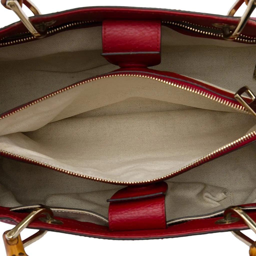 Gucci Medium Calfskin Bamboo Shopper Satchel Red Leather Very good - Model View
