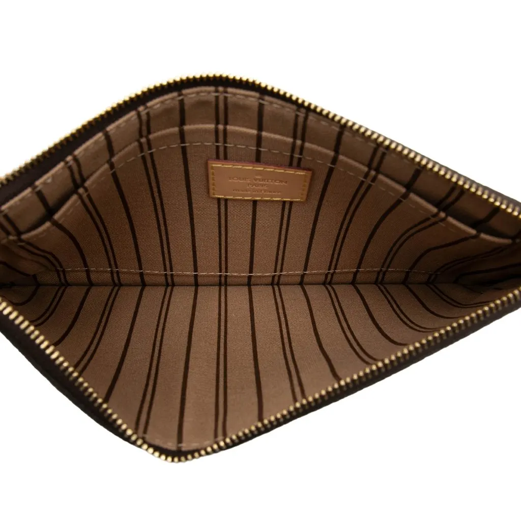 Louis Vuitton Monogram Neverfull MM Pouch Brown Canvas Very good - Model View