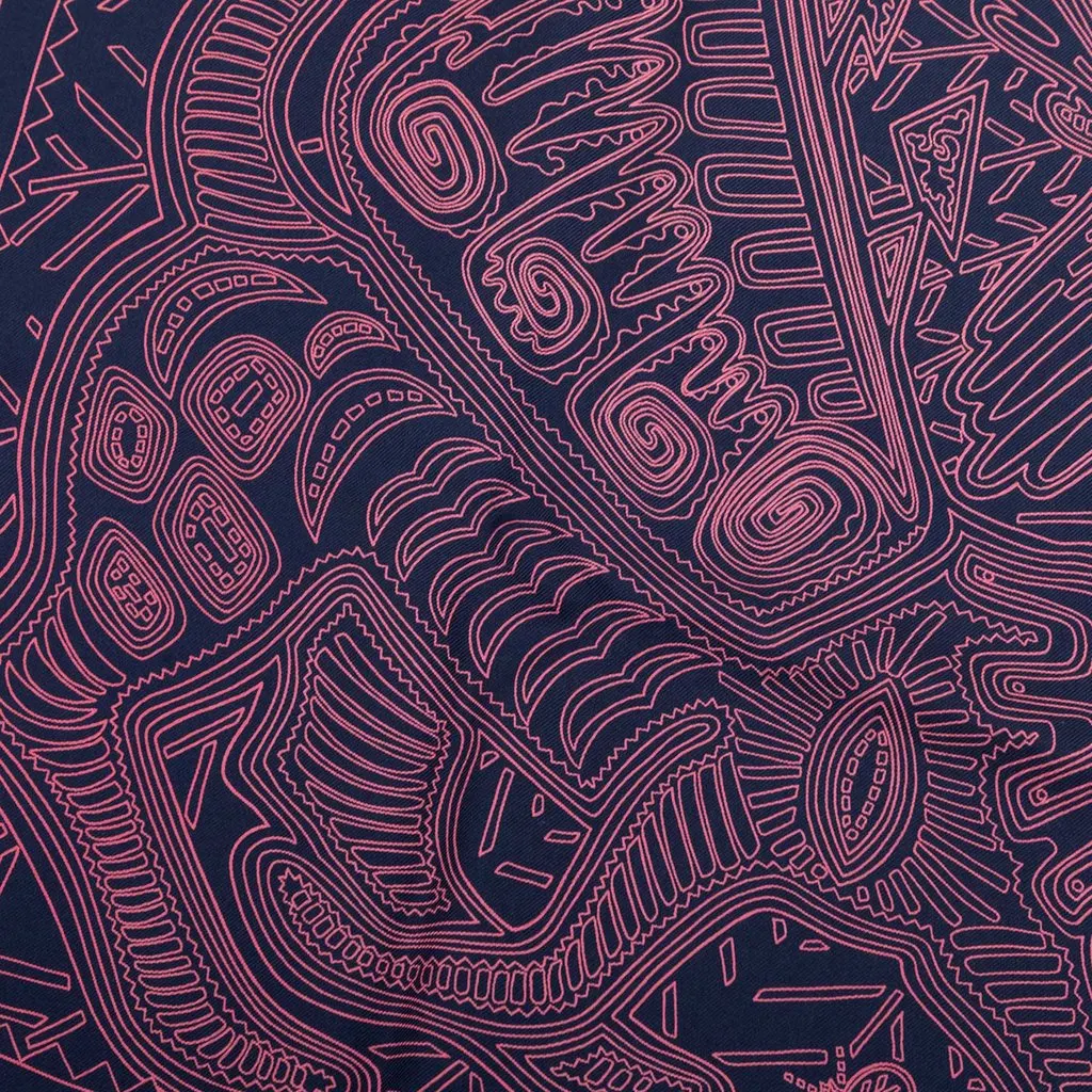 Hermès Legende Kuna Peuple de Panama Silk Scarf 90 Blue Very good - Back View