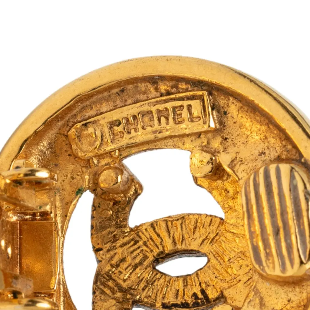 Chanel CC Gold Plated Round Clip On Earrings Gold Metal Very good - Inside View