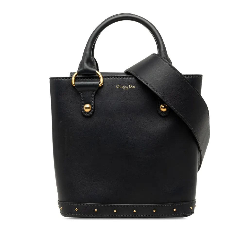 Dior Small Calfskin Dioravenue Bucket Bag Black Leather Very good - Front View