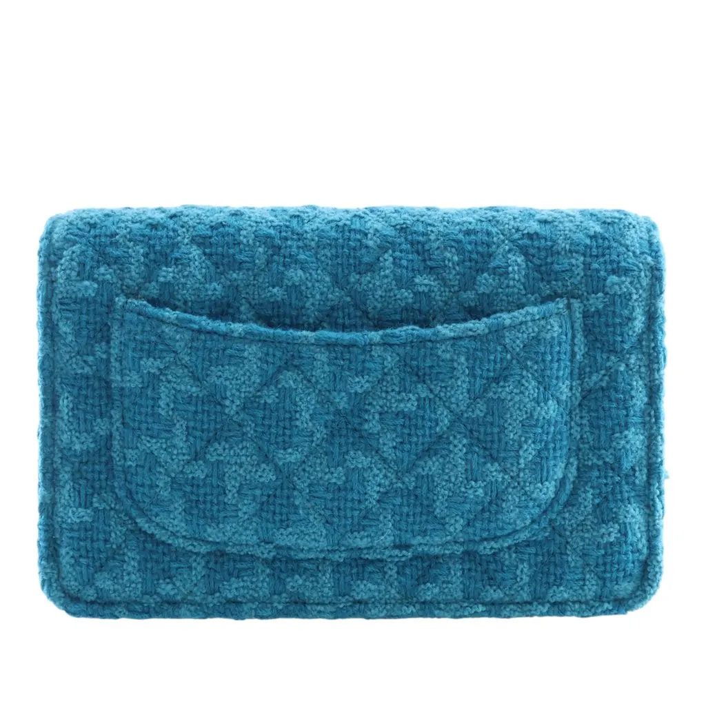 Chanel Quilted Tweed Reissue 2.55 Wallet On Chain Blue Never worn - Model View
