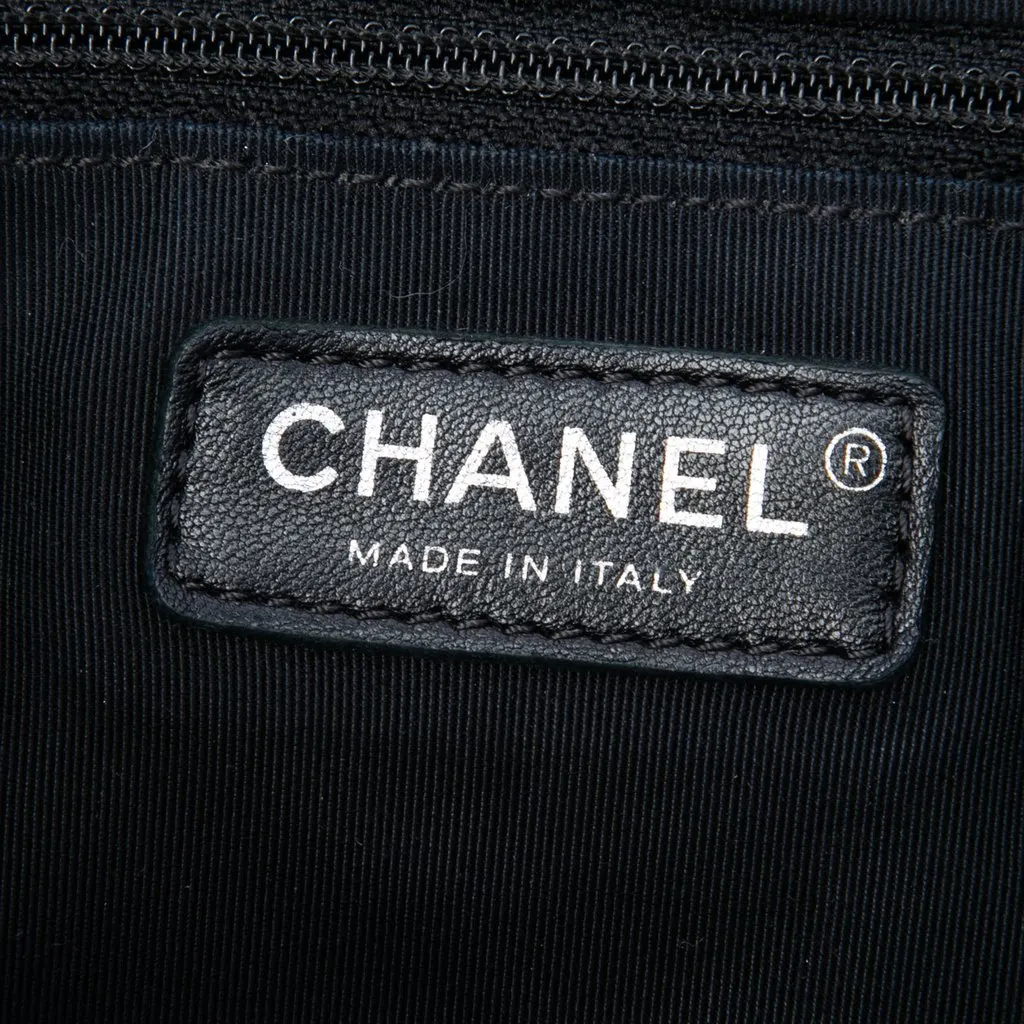 Chanel Limited Edition Tweed Girl Jacket Clutch on Chain Black Very good - Box View