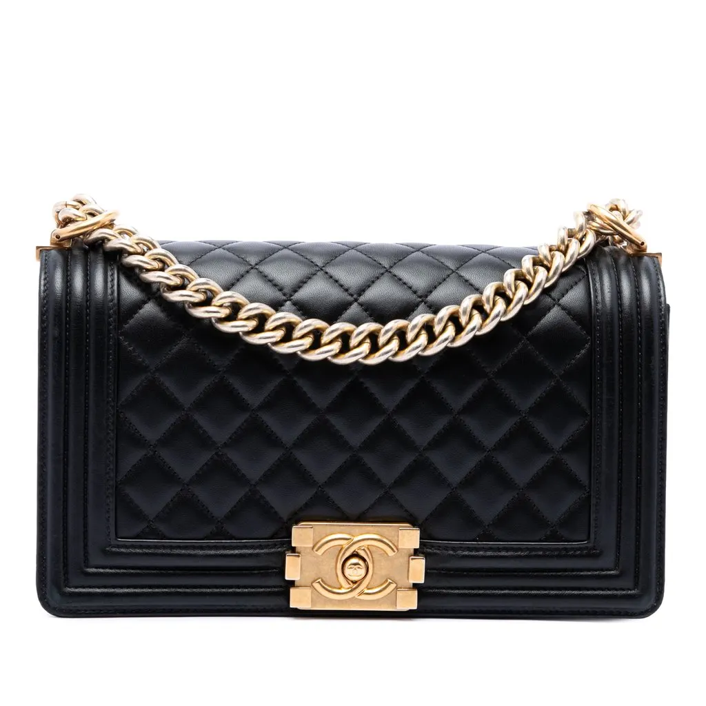 Chanel Old Medium Quilted Lambskin Boy Flap Black Leather Very good - Front View