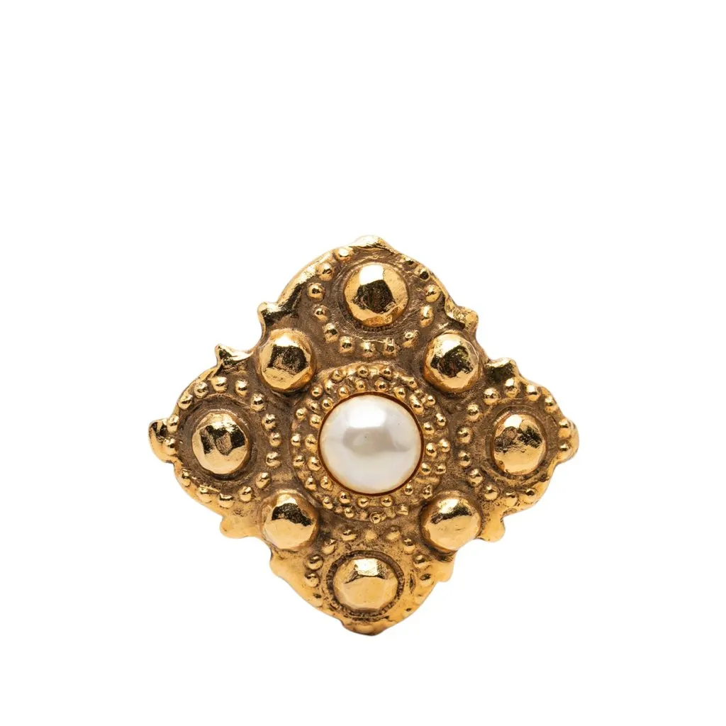 Chanel Gold Plated Rhombus Faux Pearl Brooch Gold Metal Very good - Front View