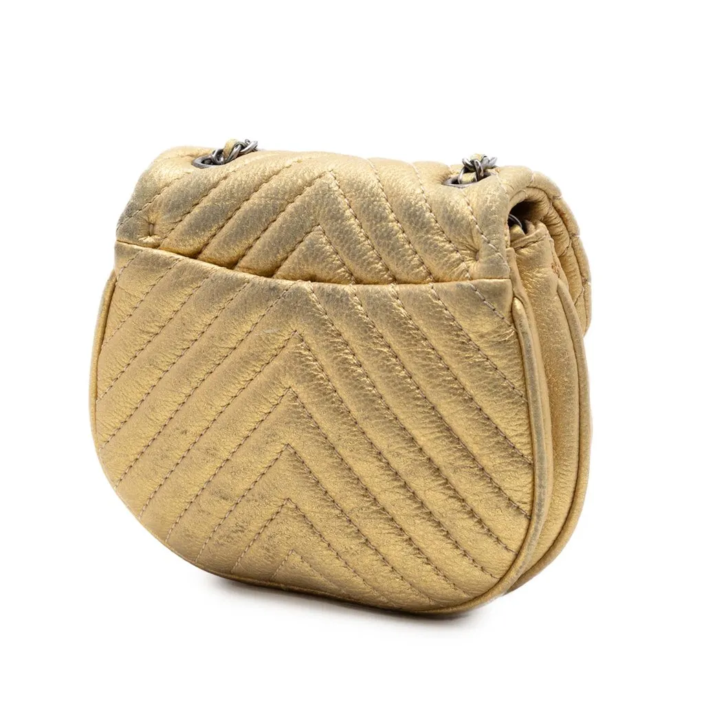 Chanel CC Chevron Metallic Aged Calfskin Bubble Flap Gold Leather Very good - Back View