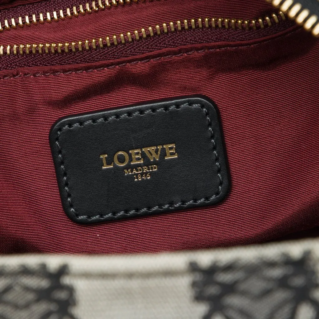Loewe Anagram Canvas Shoulder Bag Grey Canvas Very good - Box View